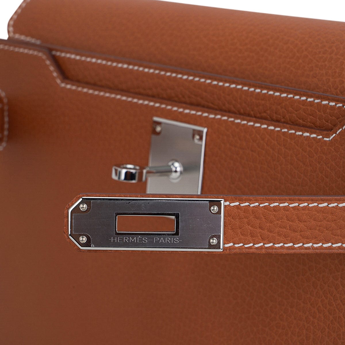 Kelly Depeches 25 Pouch Fauve Galop D’Vache Palladium Hardware